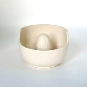Luxa style Moona Stone cup and disc holder in the color Ivory